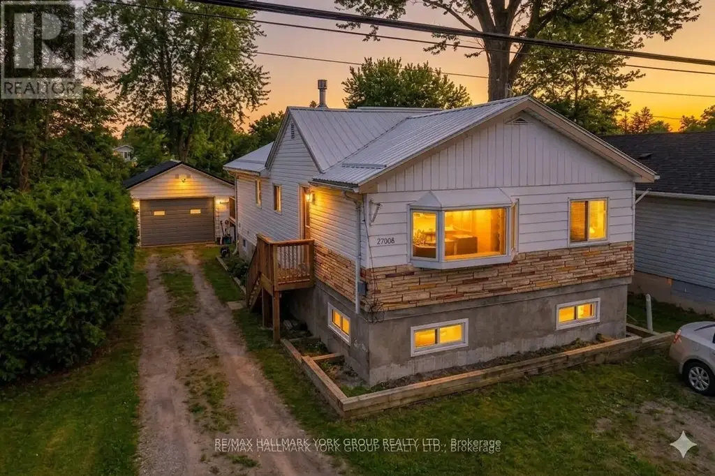 Upper - 27008 Kennedy Road, Georgina (Historic Lakeshore Communities)
